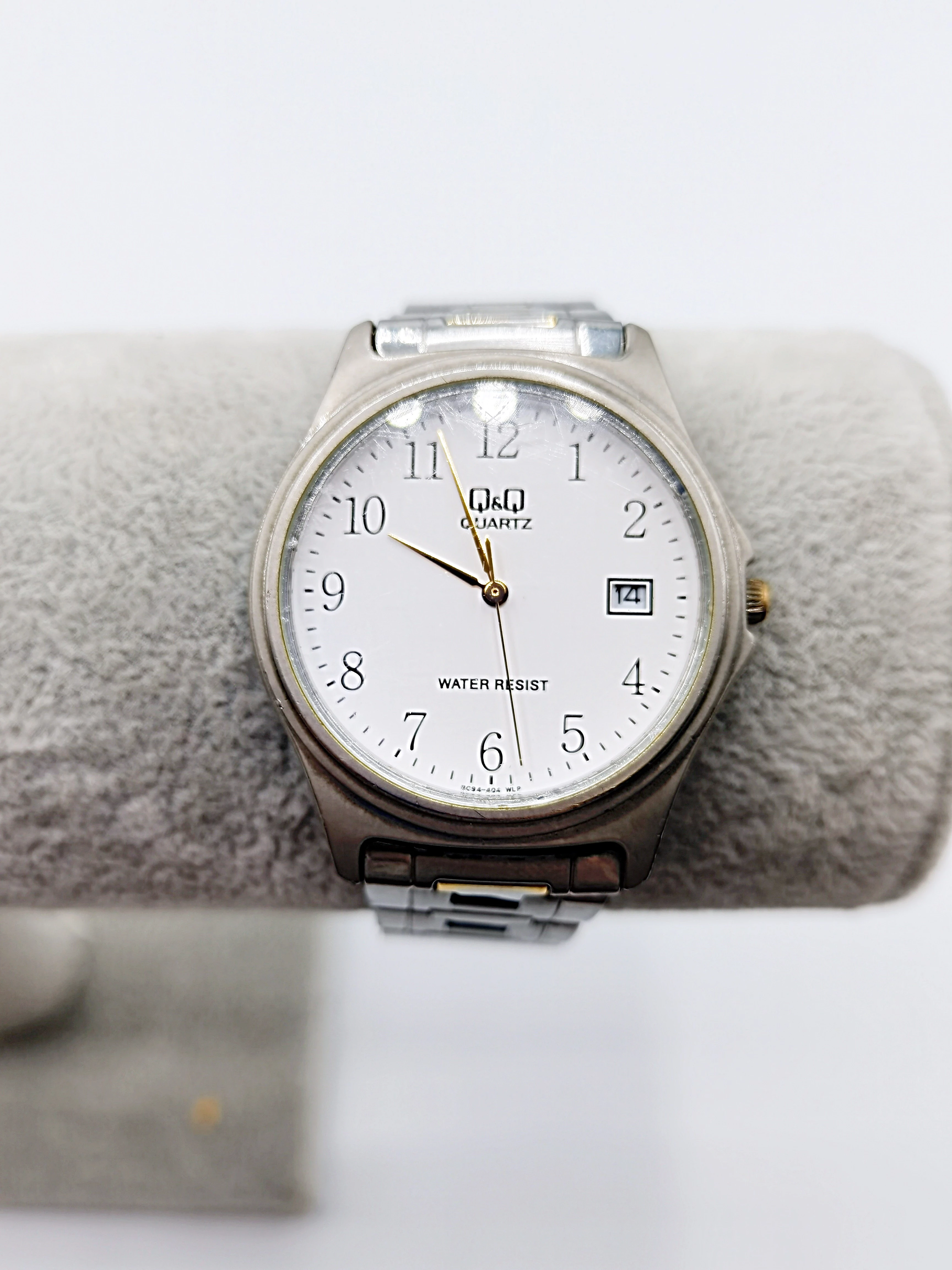 Q&q quartz water hotsell resist 30m japan movt