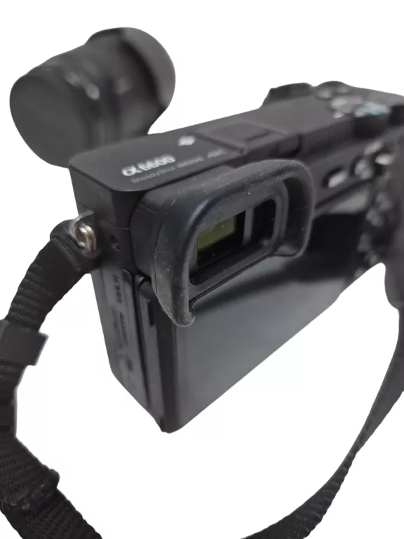 APARAT SONY A6600 + OBIEKTYW SONY 18-135 SEL18135