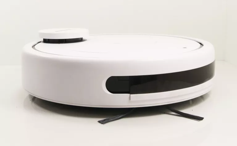 TRISA ROBO CLEAN ROBOT SPRZĄTAJĄCY