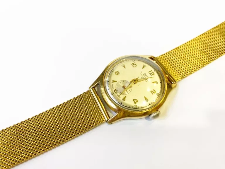 zegarek-oris-pozlacany-plac-kosciuszki-20-wroclaw