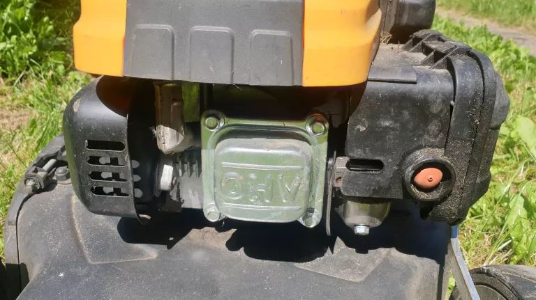 KOSIARKA SPALINOWA STIGA COMBI 48 Z KOSZEM