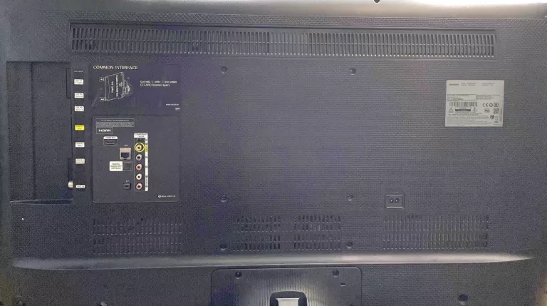 TELEWIZOR SAMSUNG UE40J6240 SMART
