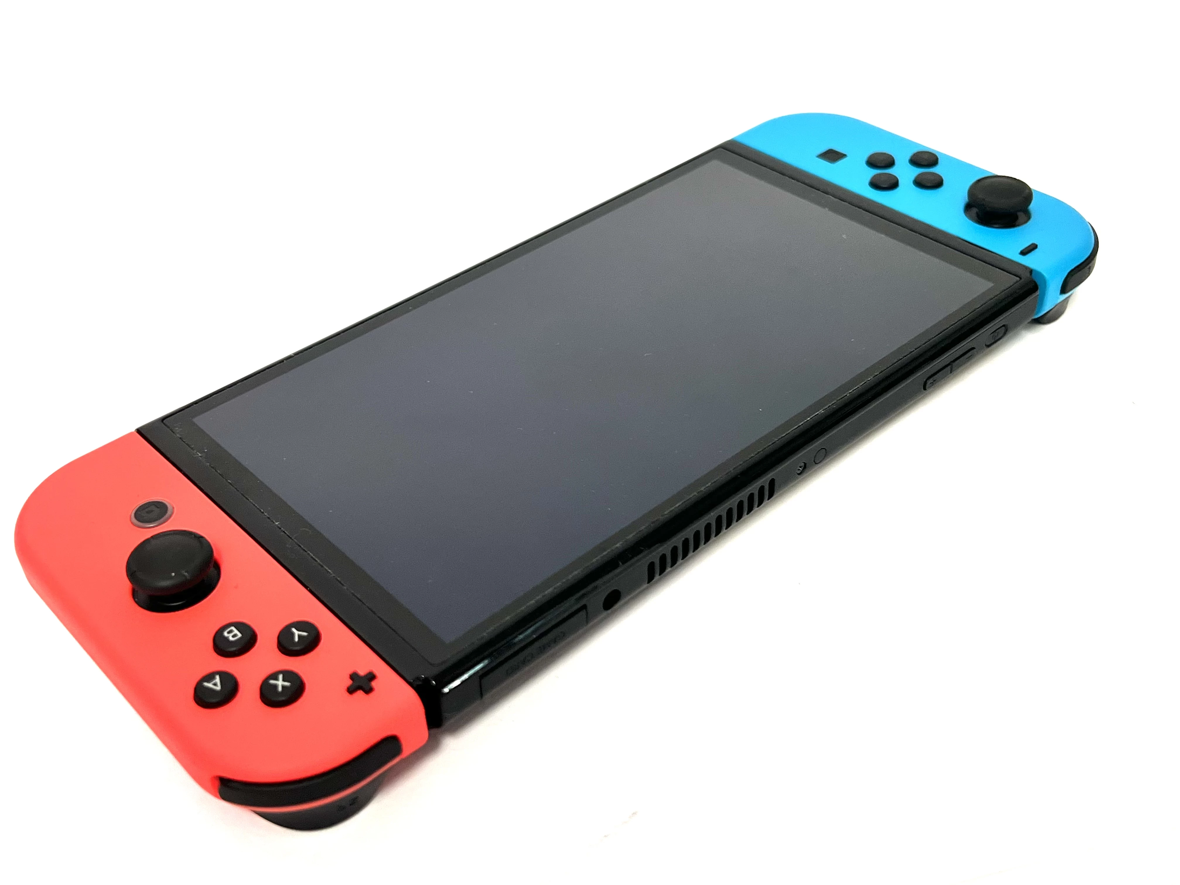 konsola-nintendo-switch-oled-gry-w-zestawie-nie