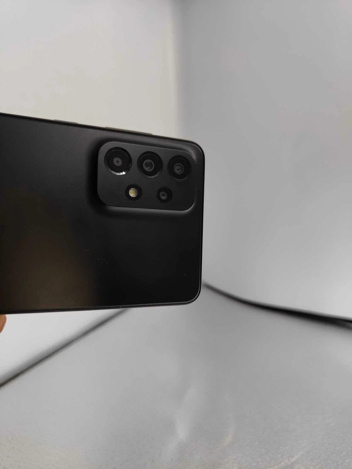 telefon-samsung-galaxy-a33-5g-opis-stan-uzywany