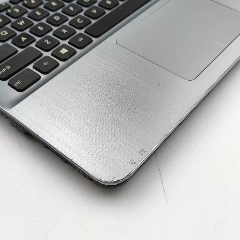 laptop-asus-x541u-przekatna-ekranu-156