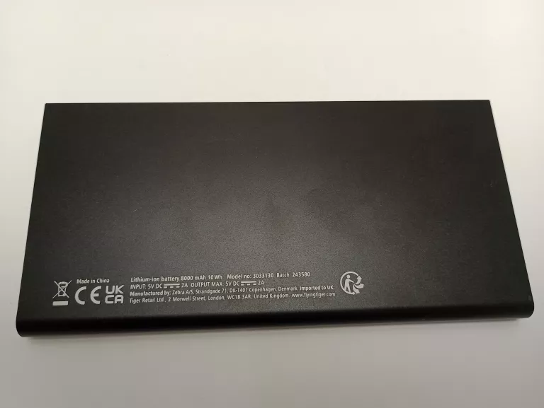 POWERBANK SOLARNY 8000 MAH LATARKA LED 2 PORTY
