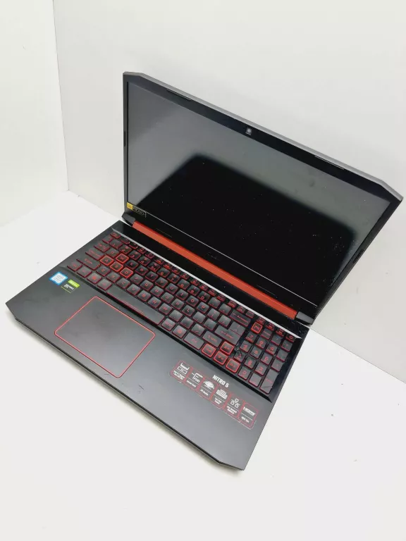LAPTOP ACER NITRO 5 INTEL CORE I5 8 / 512 GB