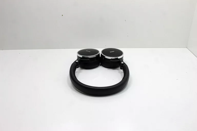 SŁUCHAWKI AKG N60 NC