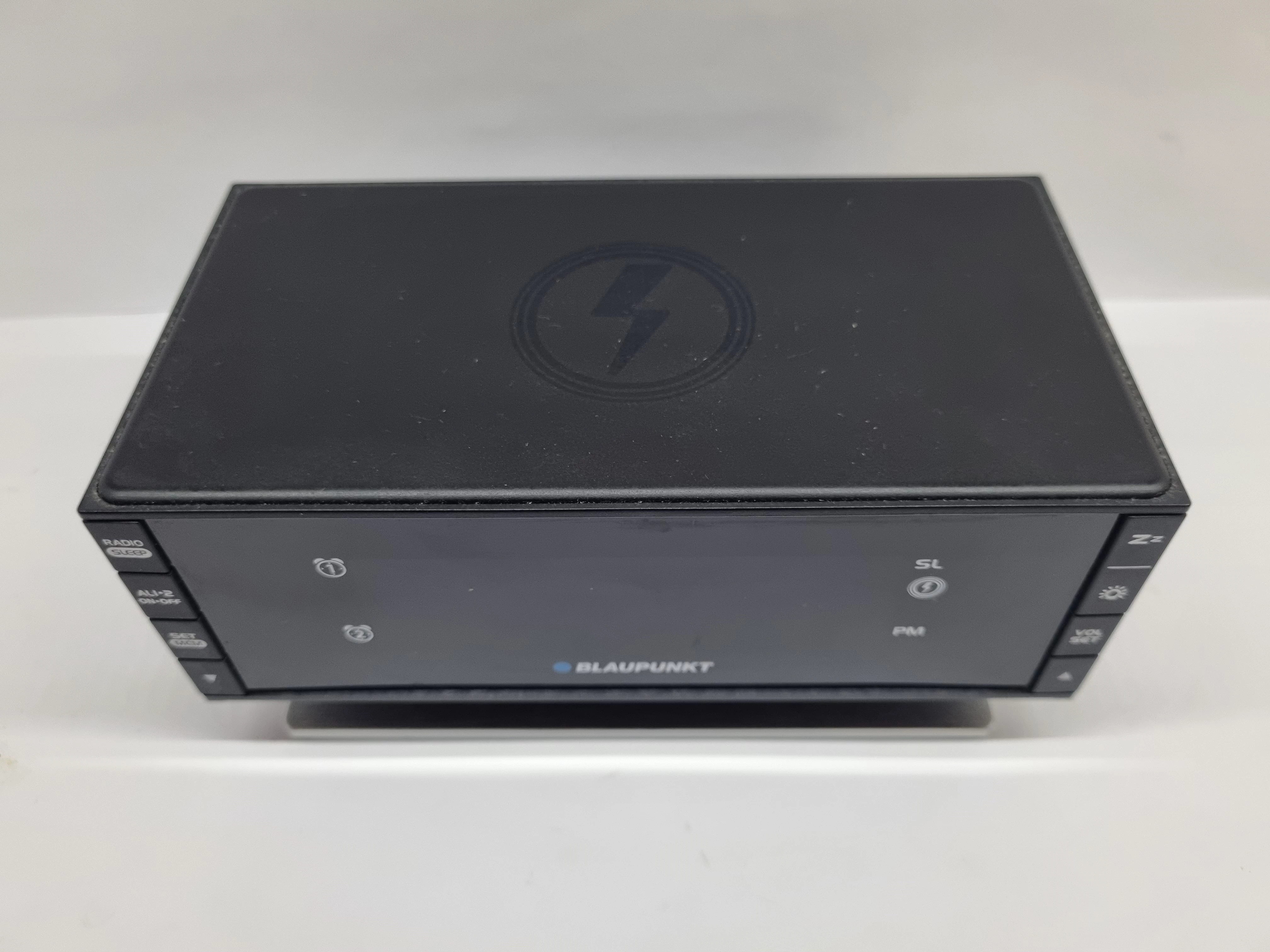 radiobudzik-blaupunkt-cr55charge-marka-blaupunkt