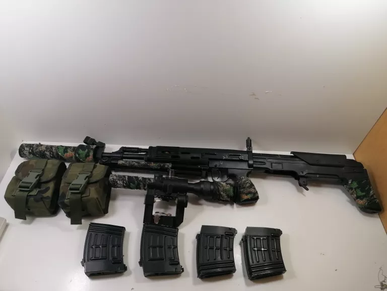 WIATRÓWKA + MAGAZYNKI