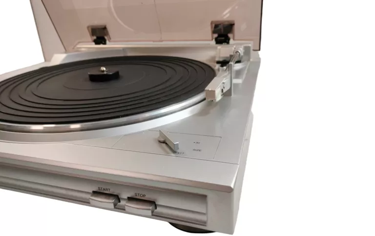 GRAMOFON DENON DP-29F
