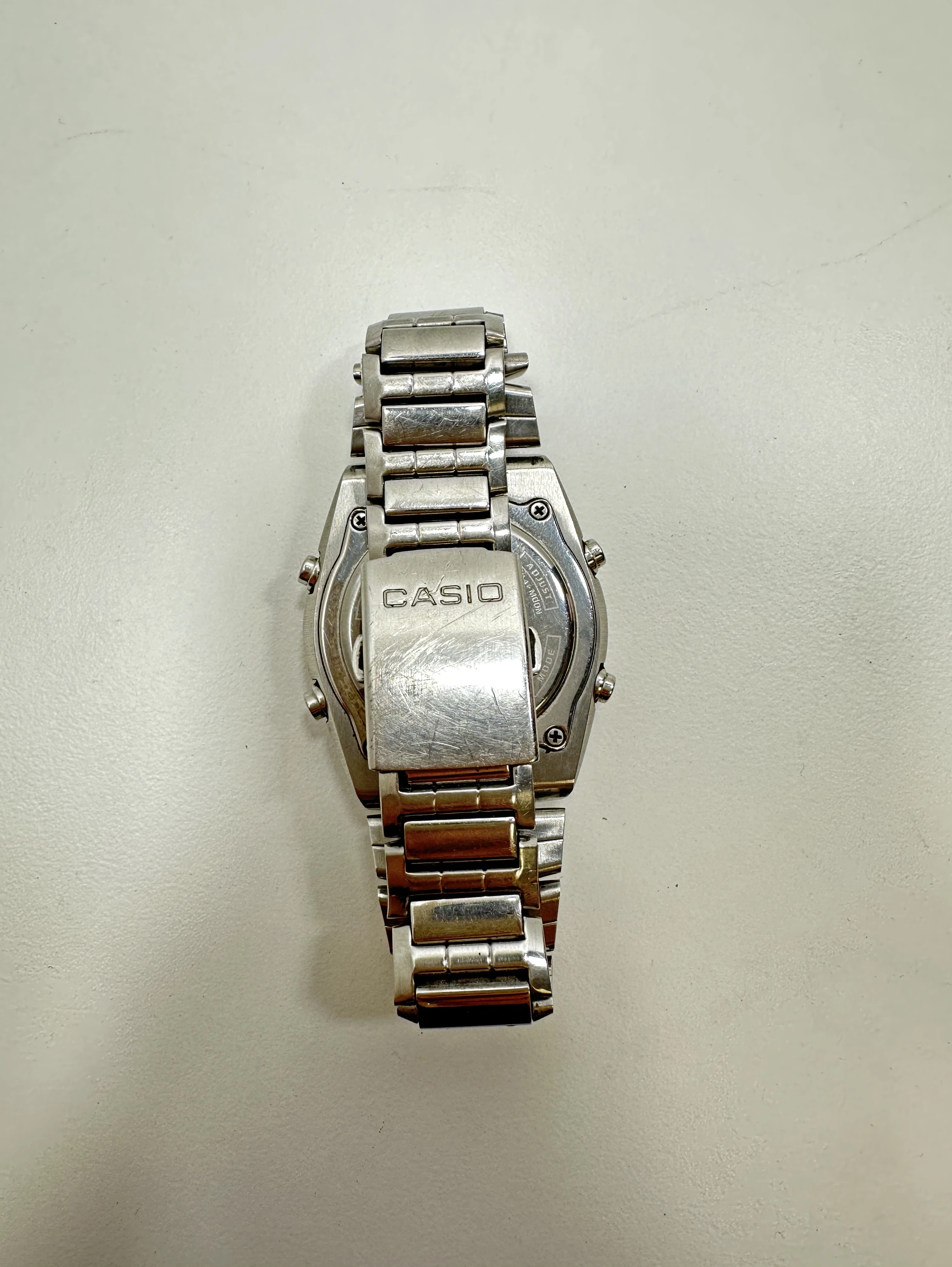 zegarek-meski-casio-amw-700-stan-uzywany