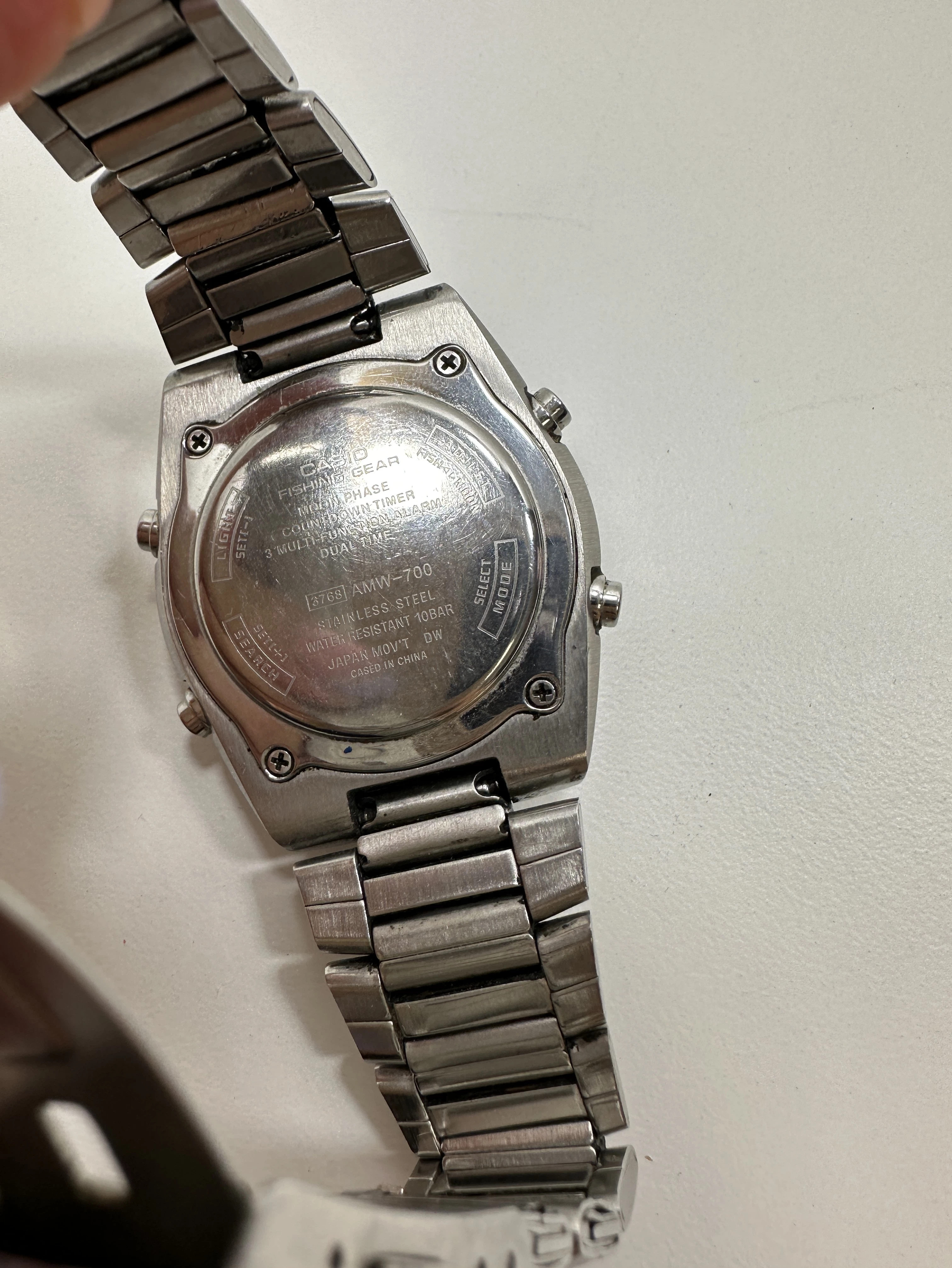 zegarek-meski-casio-amw-700-typ-nareczny