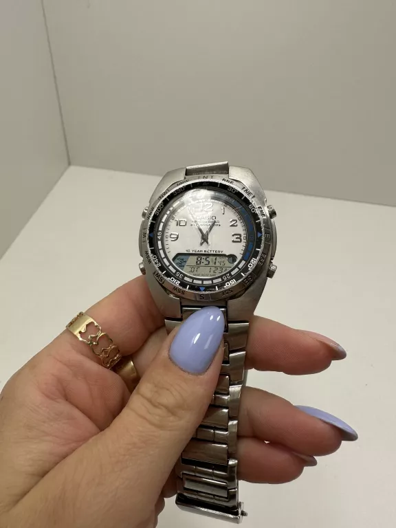 zegarek-meski-casio-amw-700-mechanizm-hybrydowy