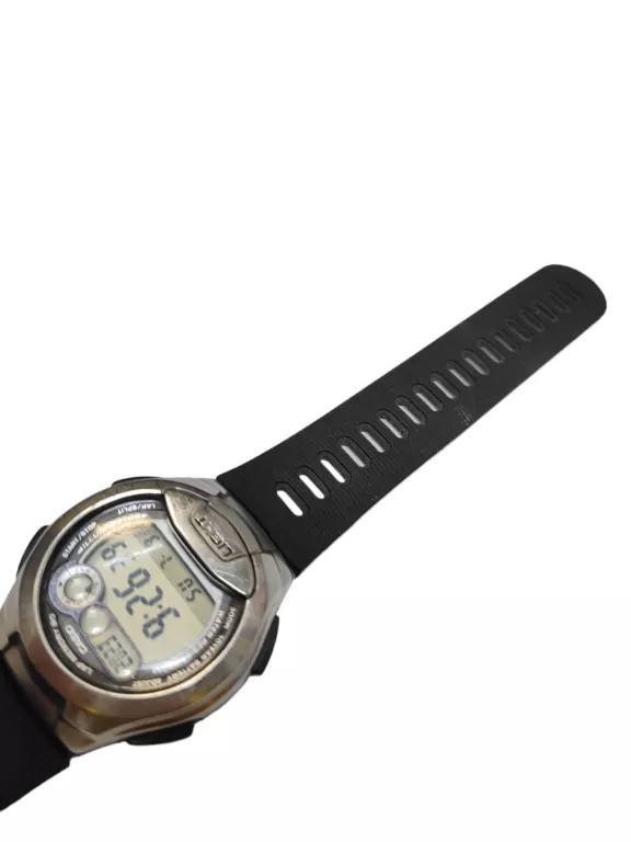 ZEGAREK CASIO W-752