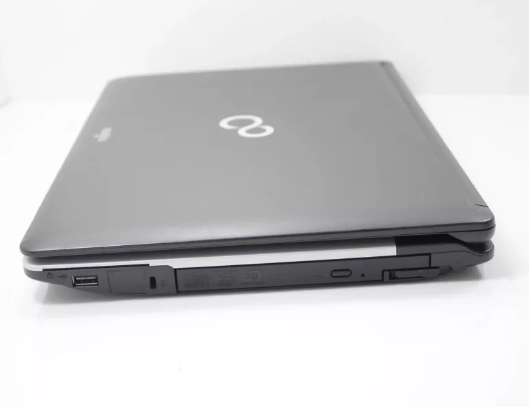 LAPTOP FUJITSU LIFEBOOK S710