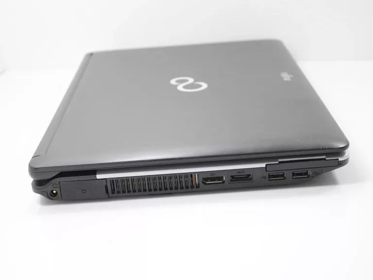LAPTOP FUJITSU LIFEBOOK S710