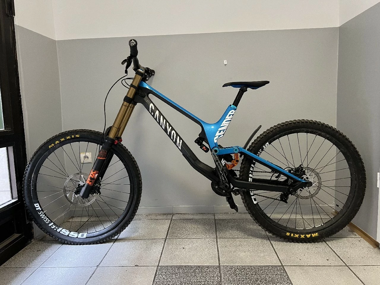 rower-zjazdowy-canyon-sender-cf-90-2016-model-sender-cf-90-2016