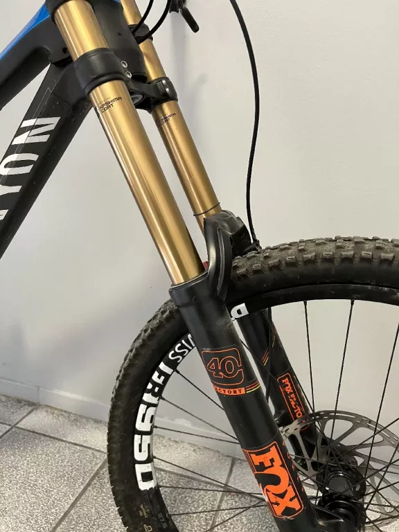 rower-zjazdowy-canyon-sender-cf-90-2016-rozmiar-ramy-17-cali