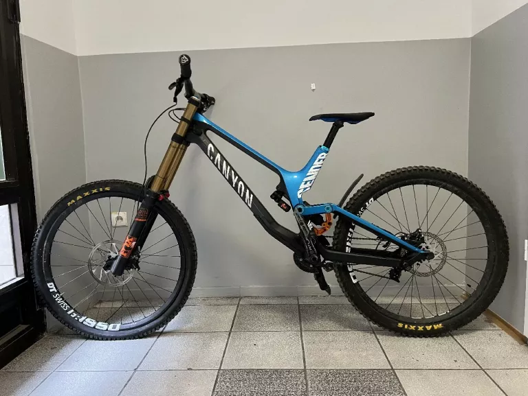 rower-zjazdowy-canyon-sender-cf-90-2016-model-sender-cf-90-2016