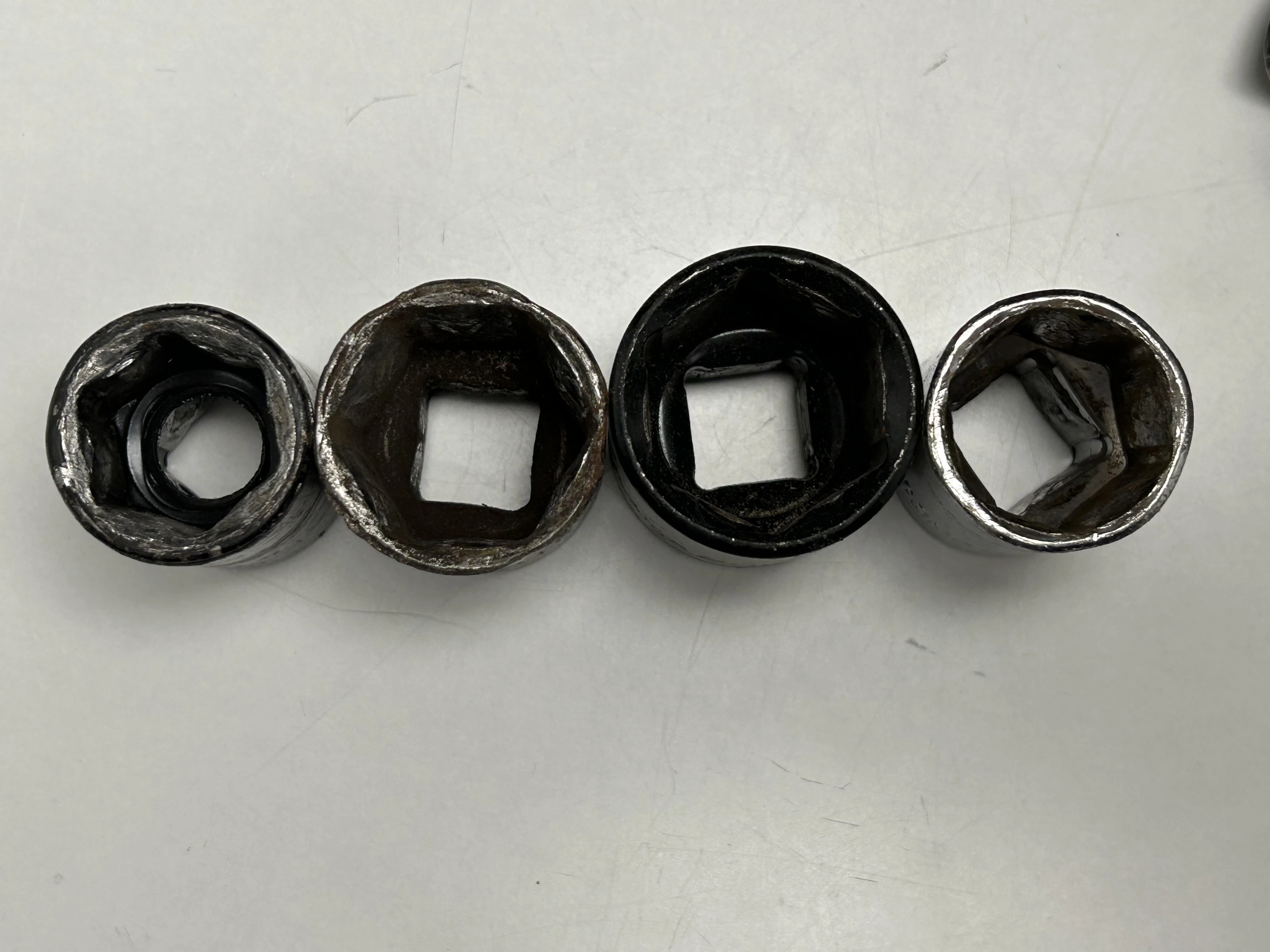 klucz-elektryczny-udarowy-12-ripper-m80490-product-id-4842b51e-9fea-48d5-b5f5-e8cddf80a449