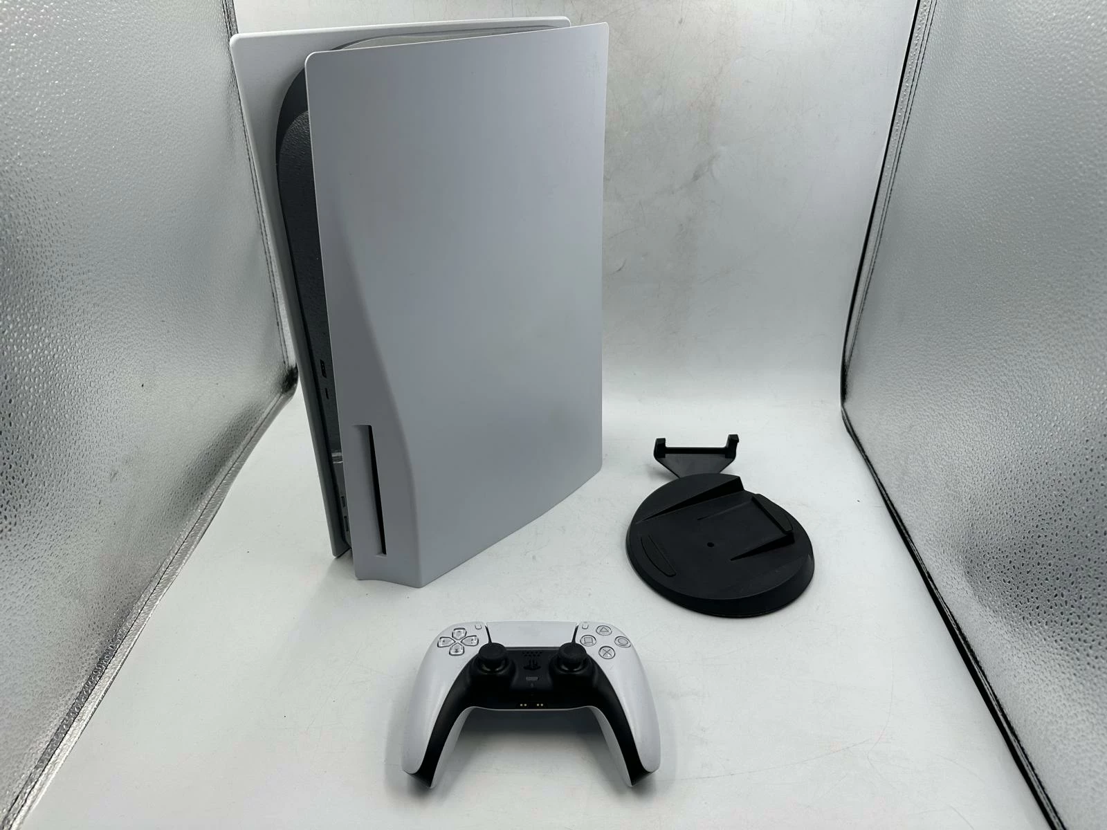 playstation-5-pad-karton-stary-rynek-9-sroda-wlkp