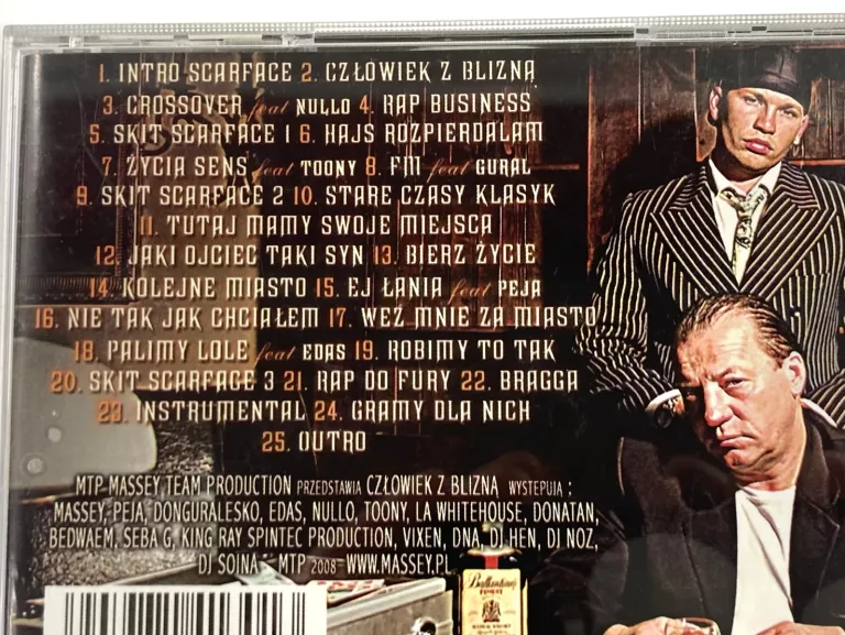 CD MASSEY - CZŁOWIEK Z BLIZNĄ