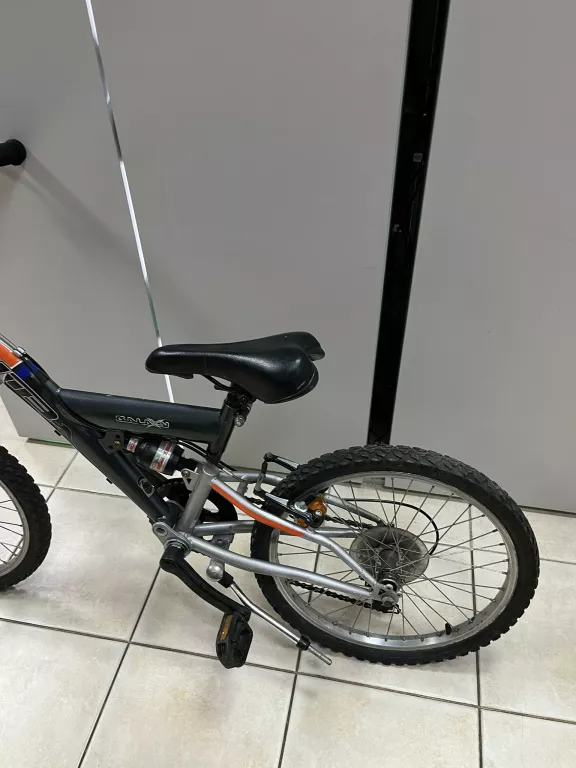 rower-galaxy-200m-logan-kod-producenta-academy-entrant-black