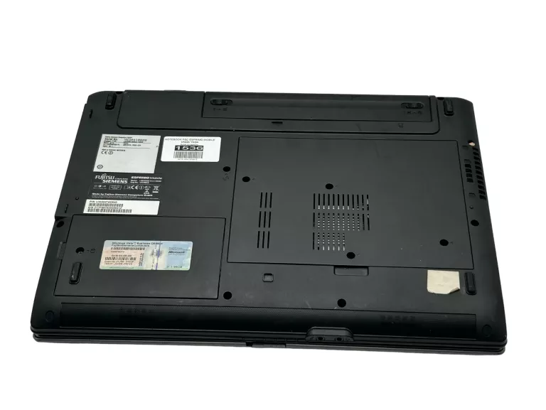 LAPTOP FUJITSU ESPRIMO V6535 4/120 GB SSD WIN 8