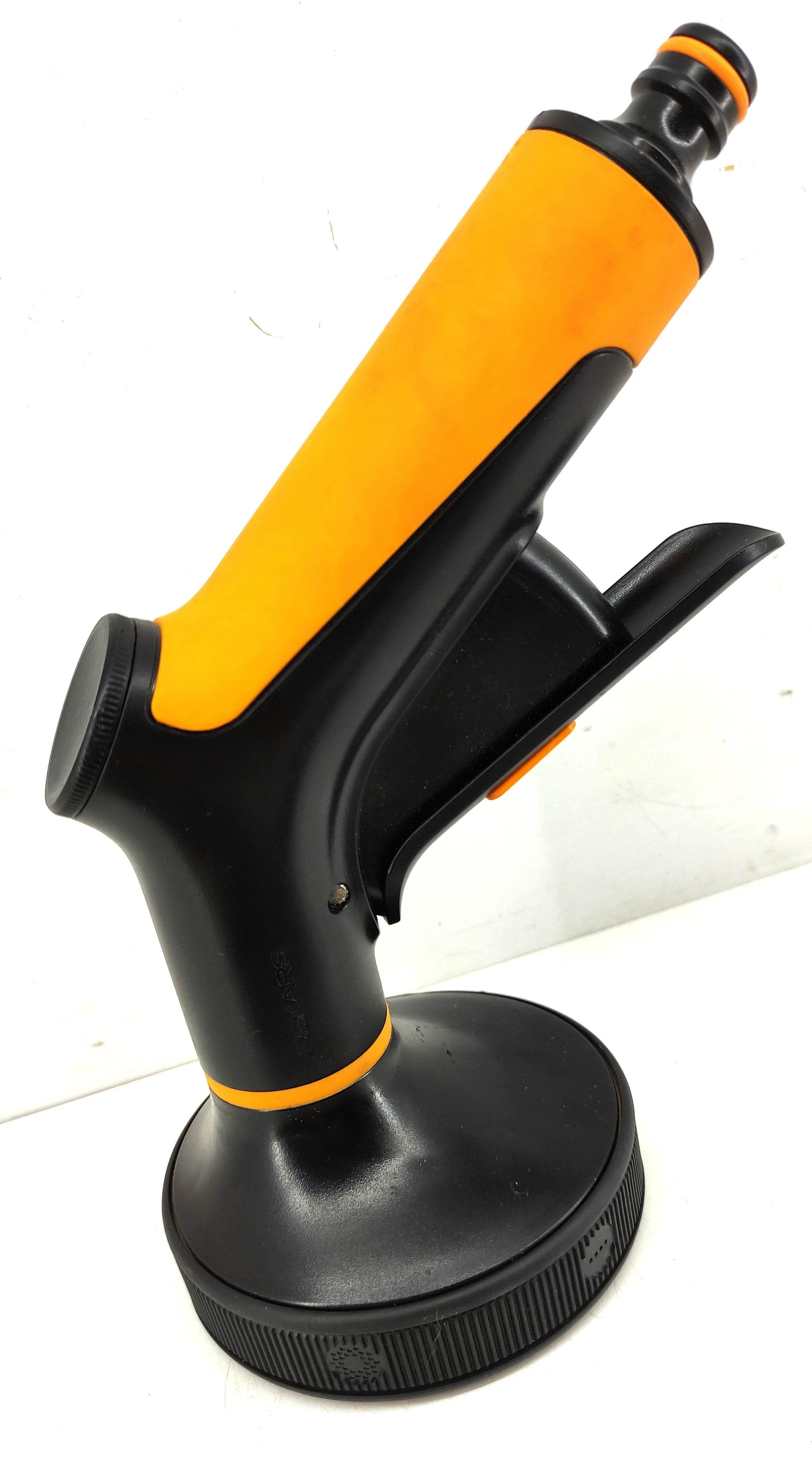 pistolet-do-weza-ogrodowego-fiskars-rodzaj-pistolet-do-zraszania