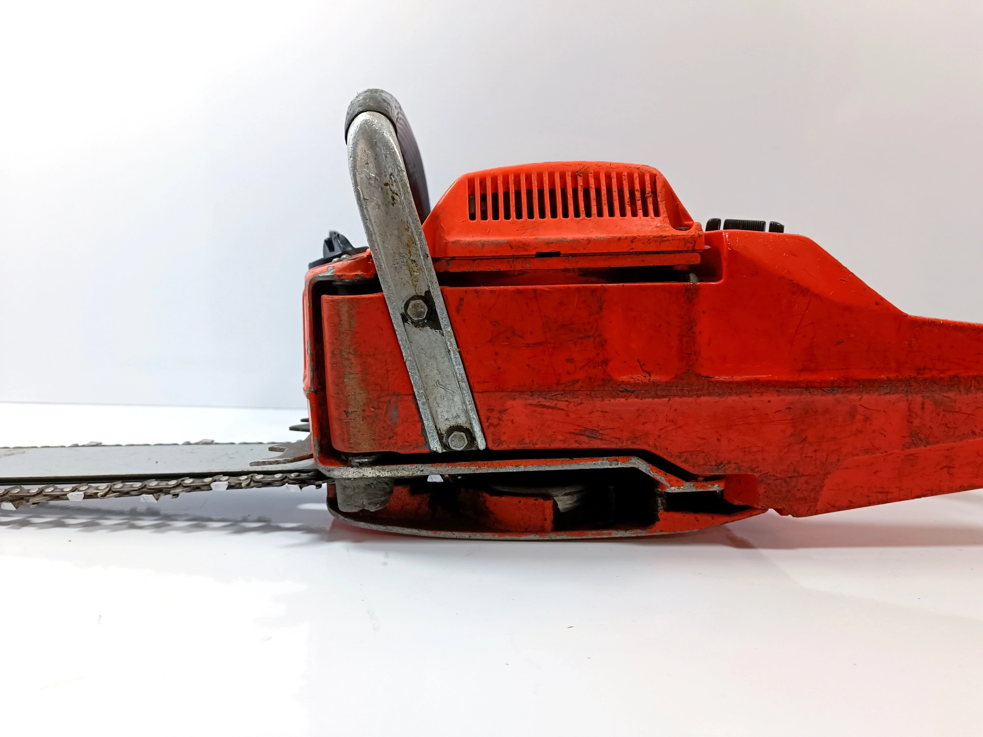 pila-spalinowa-husqvarna-42-zasilanie-spalinowe