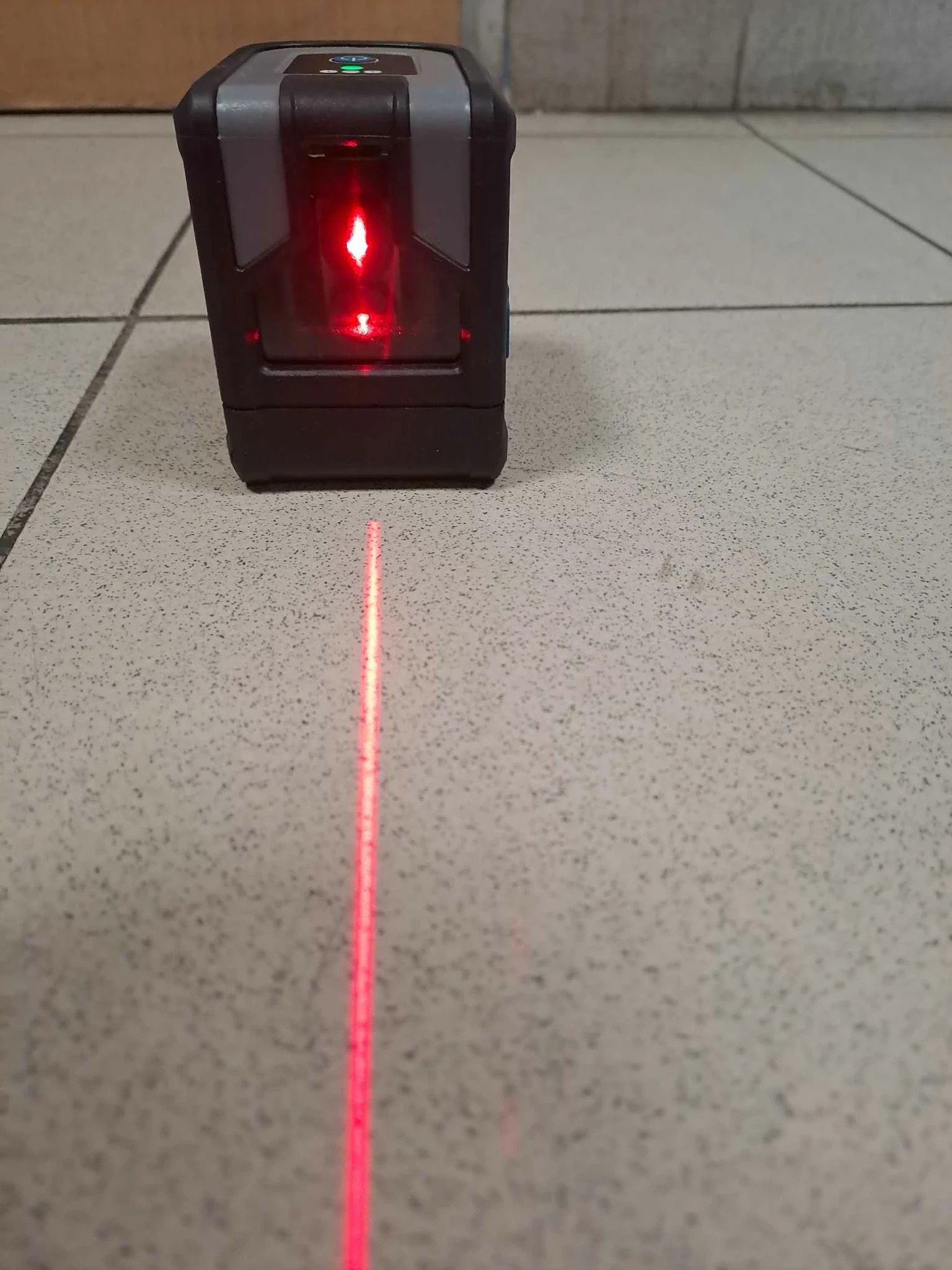 laser-krzyzowy-ferrex-kpl-ean-gtin-28082808