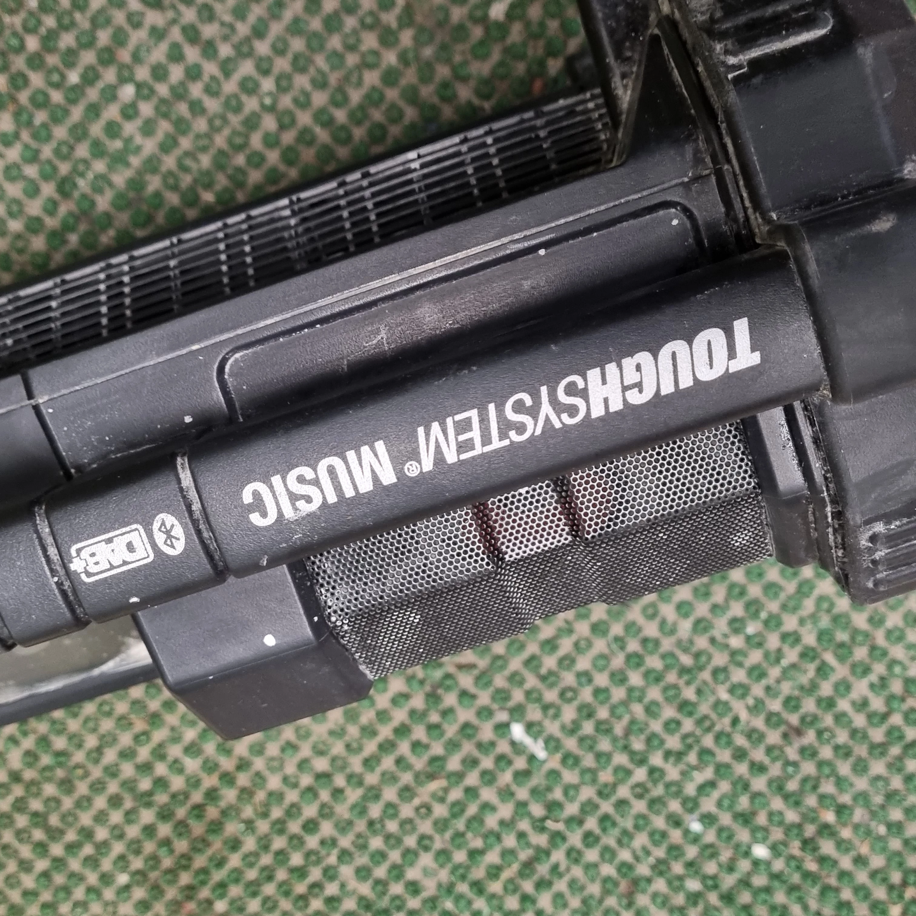 radio-budowlane-dewalt-dwst1-75659-qw-ean-gtin-5904754539999