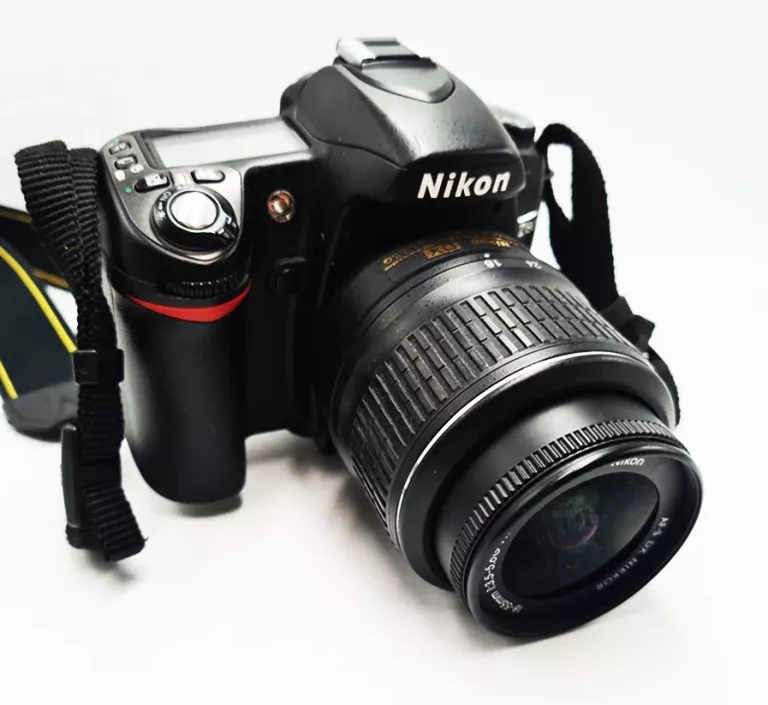 APARAT NIKON D80 + OBIEKTYW NIKON DX AF-S NIKKOR