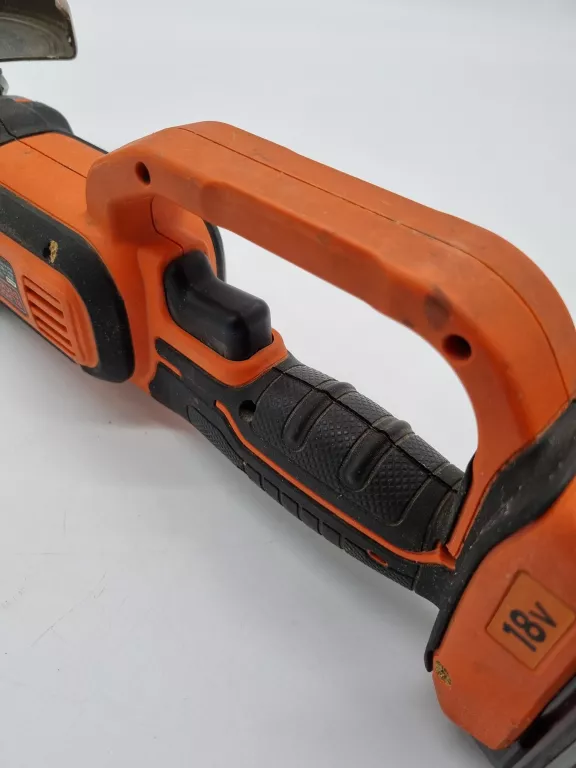 SZLIFIERKA KĄTOWA 125MM BLACK+DECKER 18V BCG720