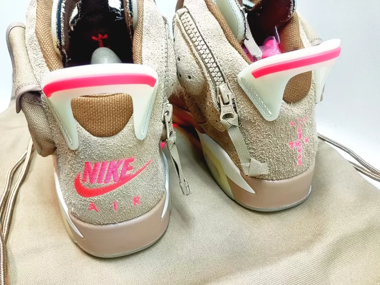 BUTY NIKE AIR JORDAN 6 RETRO TRAVIS SCOTT DH0690
