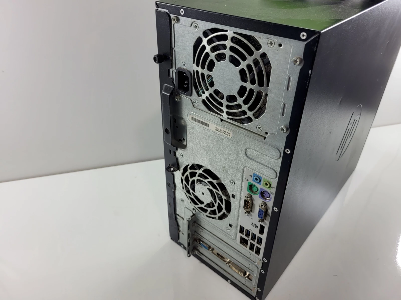 komputer-stacjonarny-i38gb500hddwin10pro-taktowanie-bazowe-procesora-0