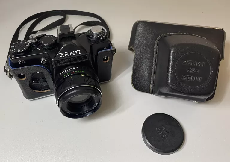 APARAT ZENITH 11 MADE IN USSR // POKROWIEC