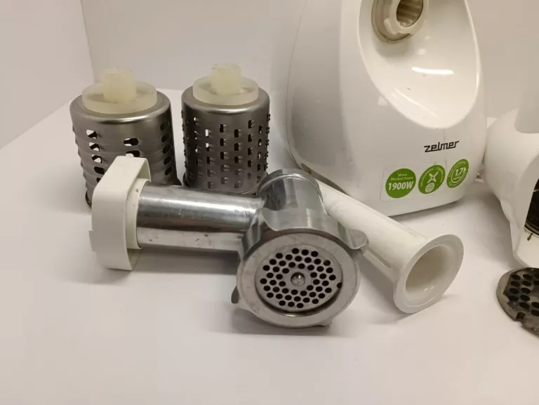 maszynka-do-mielenia-miesa-zelmer-kolor-dominujacy-bialy