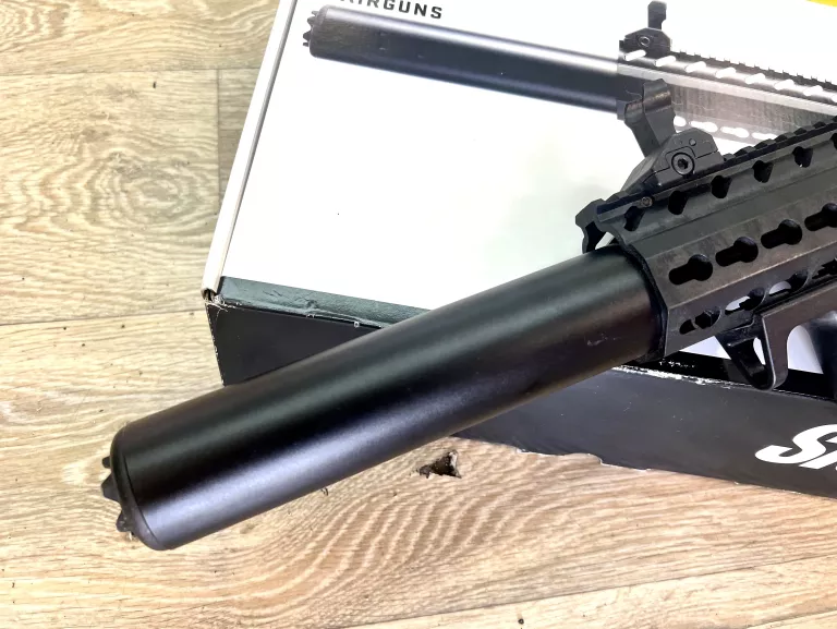 WIATRÓWKA NA CO2 SIG SAUER AIR-MCX-177-88G-30-BLK