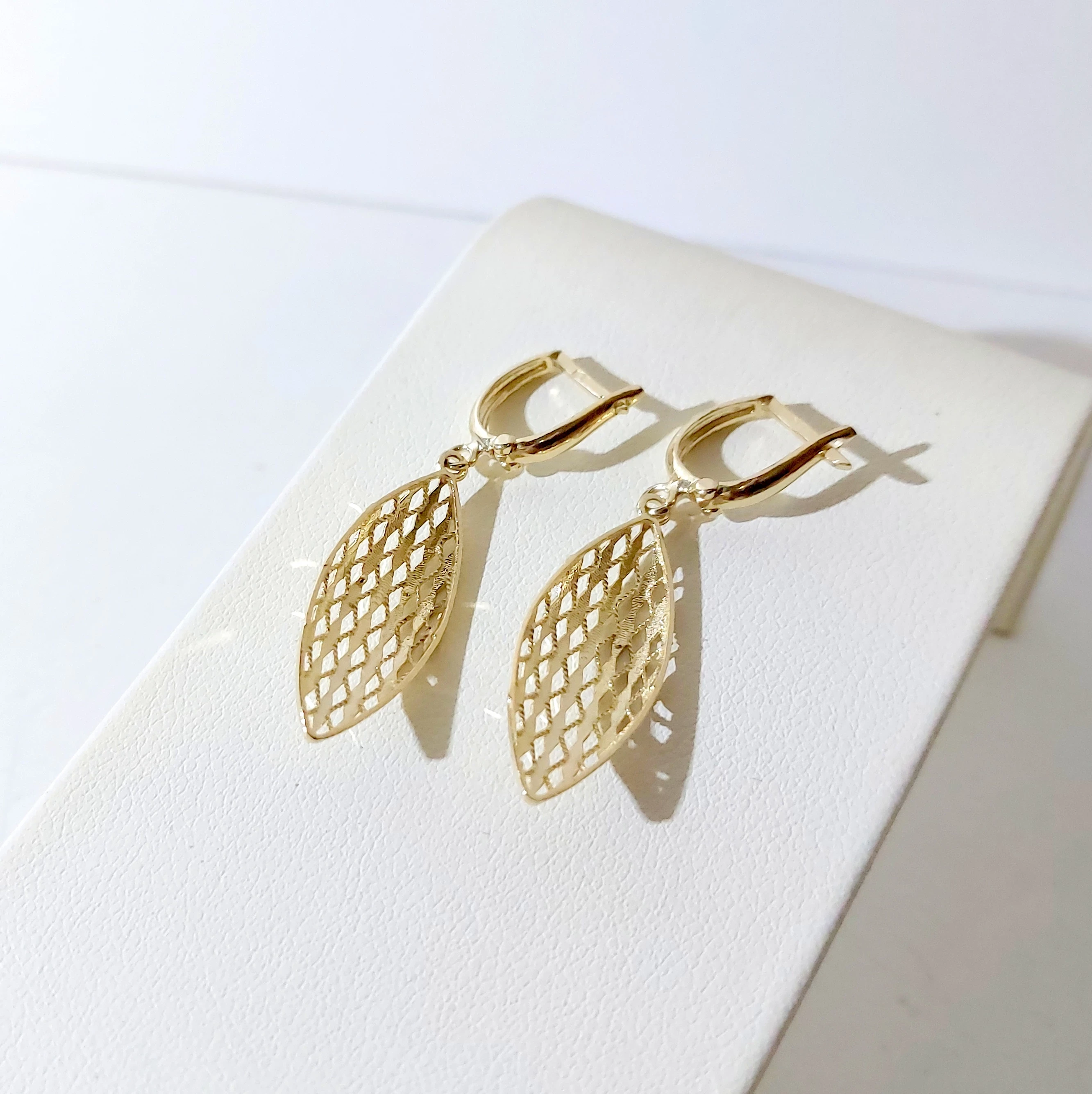 zlote-kolczyki-585-222g-rodzaj-bigla-typ-lira