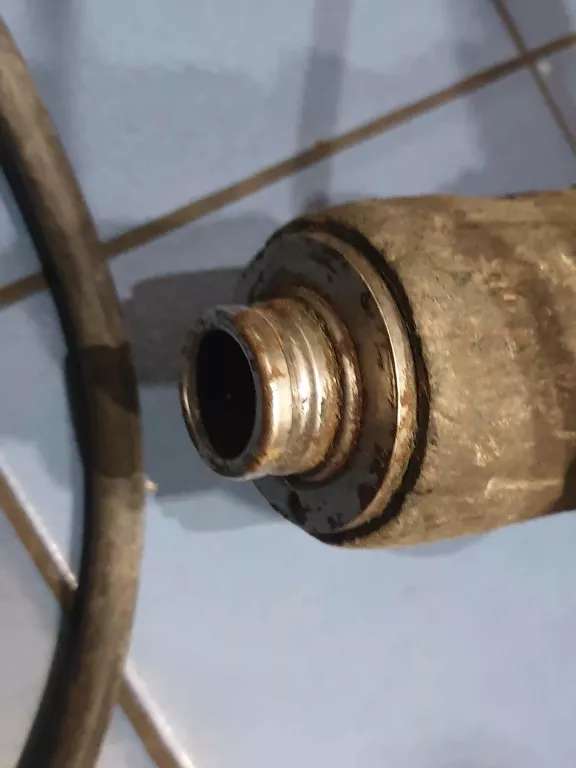 mlot-dlutujacy-hilti-te-706-avr-na-czesci-energia-udaru-115