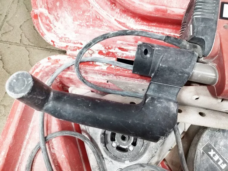 SZLIFIERKA DO GŁADZI FLEX WST 700 W