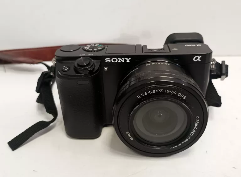 APARAT SONY ALPHA A6000 OBIEKTYW SONY SELP 1650