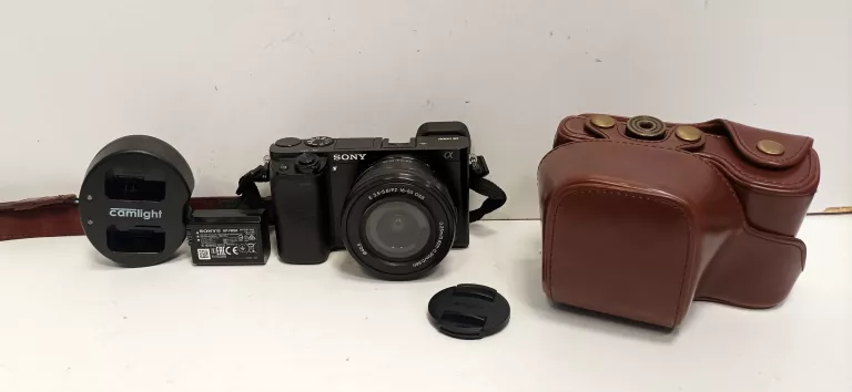 APARAT SONY ALPHA A6000 OBIEKTYW SONY SELP 1650