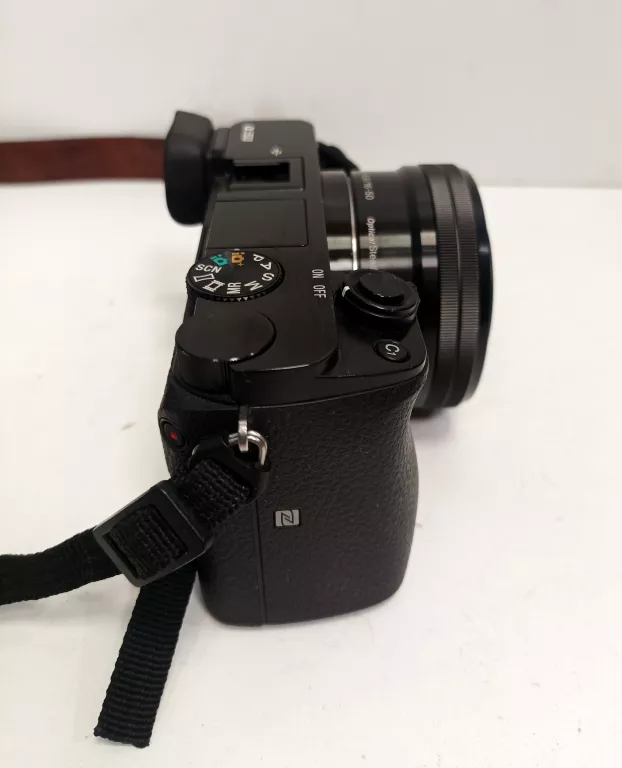 APARAT SONY ALPHA A6000 OBIEKTYW SONY SELP 1650
