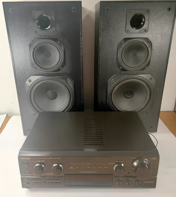 AMPLITUNER TECHNICS SA-AX730 + 2 KOLUMNY SKART 100