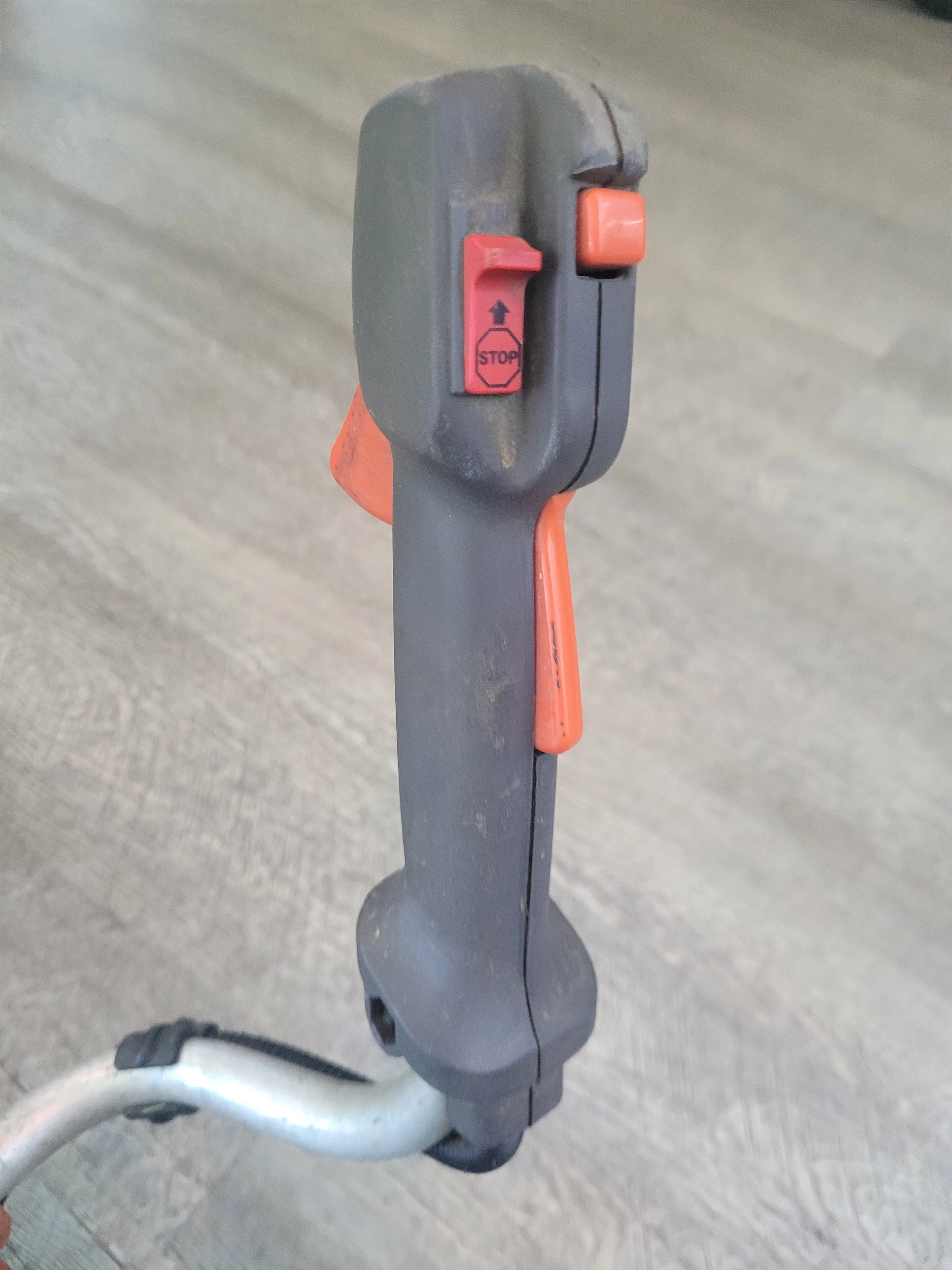 kosa-spalinowa-husqvarna-125r-stan-uzywany