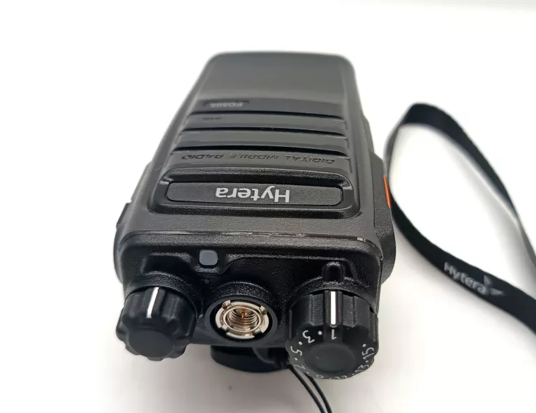 radiotelefon-hytera-pd505-ladowarka-marka-hytera