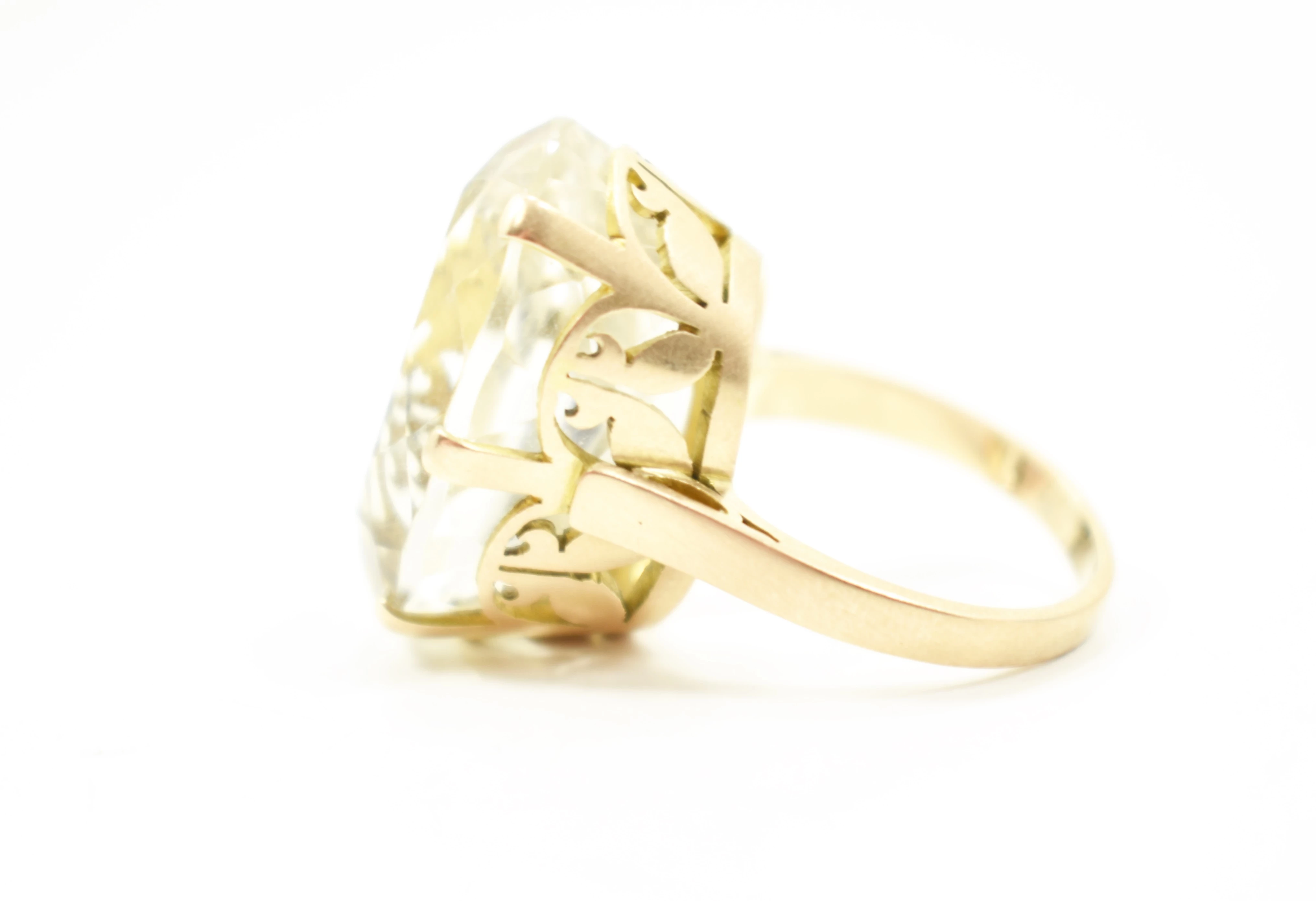 zloty-pierscionek-z-kamieniem-585-127g-r16-product-id